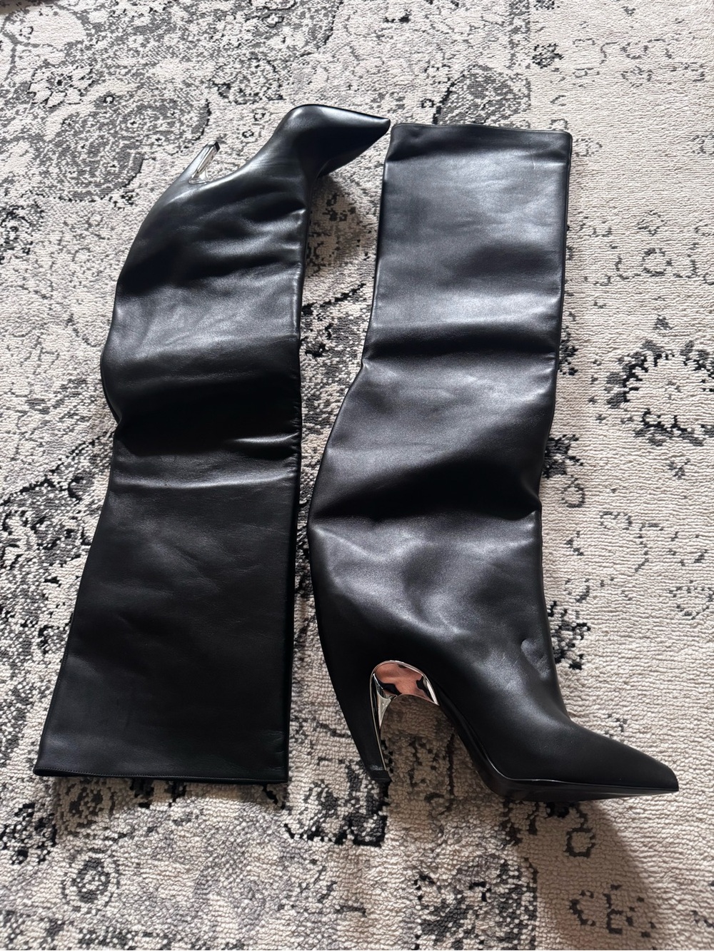 NEW!!! Alexander McQueen Black Over-the-Knee Pointed Toe Boots Sz 7.5